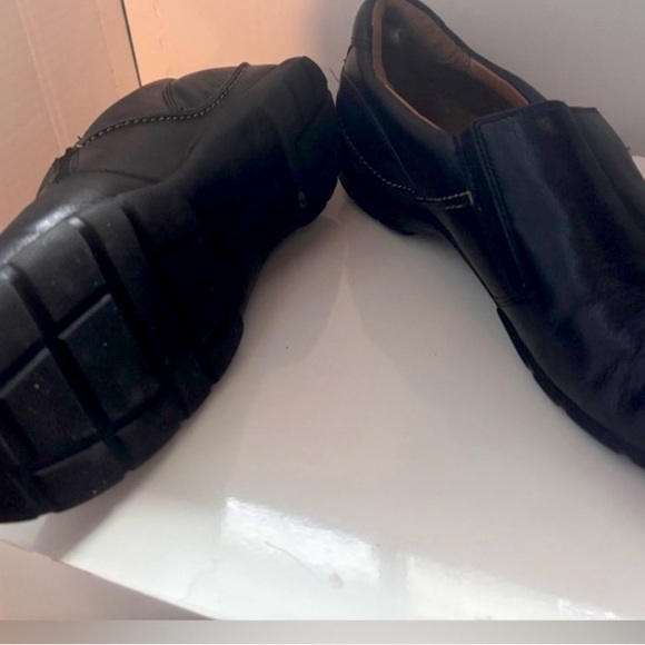 SOLD - Picture 3 of 6